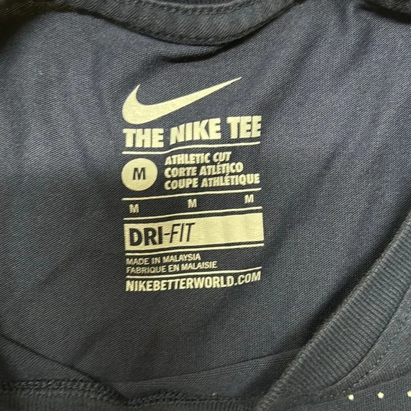 Men’s Nike KD Blue Tee With Stars &‎ Dots Size Medium - Picture 8 of 11